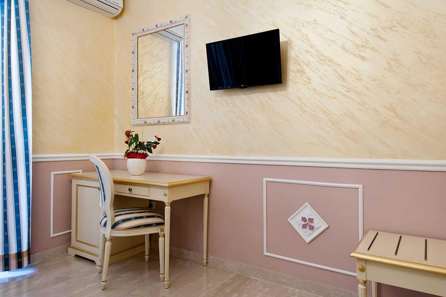Nouvel Hotel Des Bains Pesaro Eksteriør billede