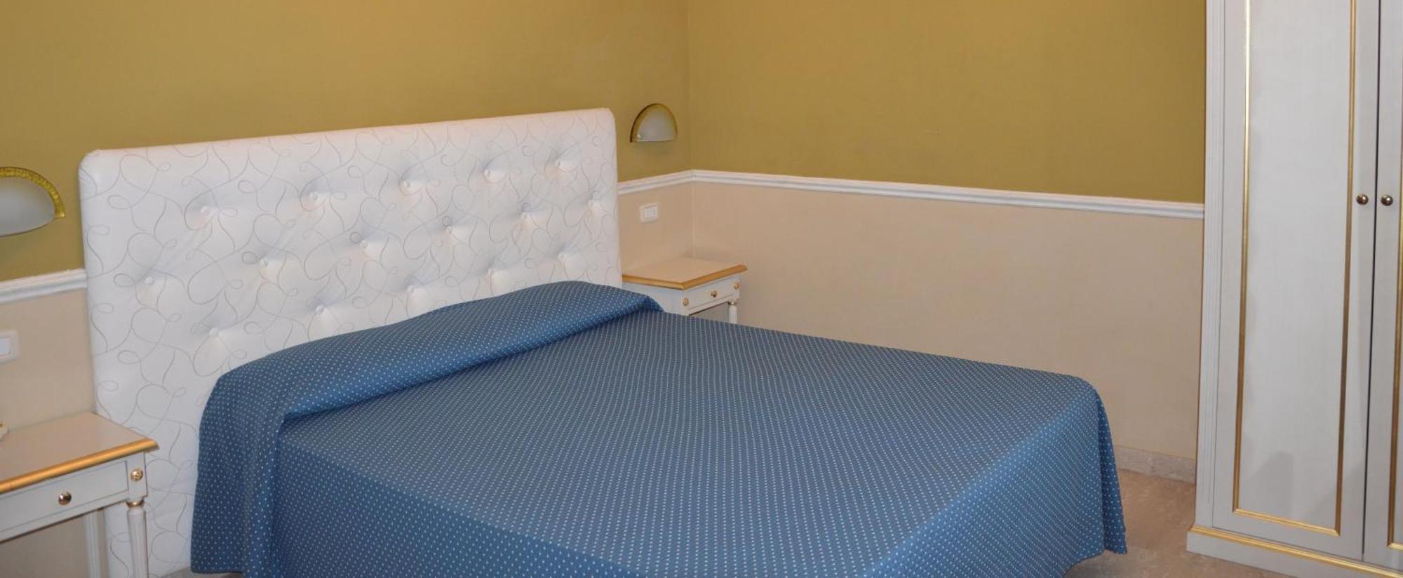 Nouvel Hotel Des Bains Pesaro Værelse billede